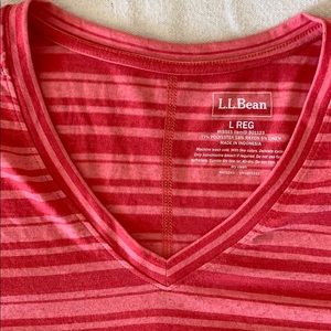 Ll bean signature v neck tee shirt L striped